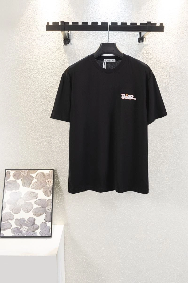 Versatile Christian Dior T-Shirts 117414