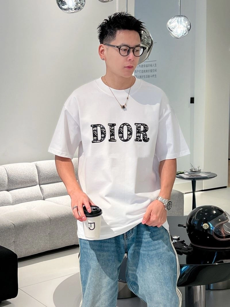 UrbanChic Christian Dior T-Shirts 117424