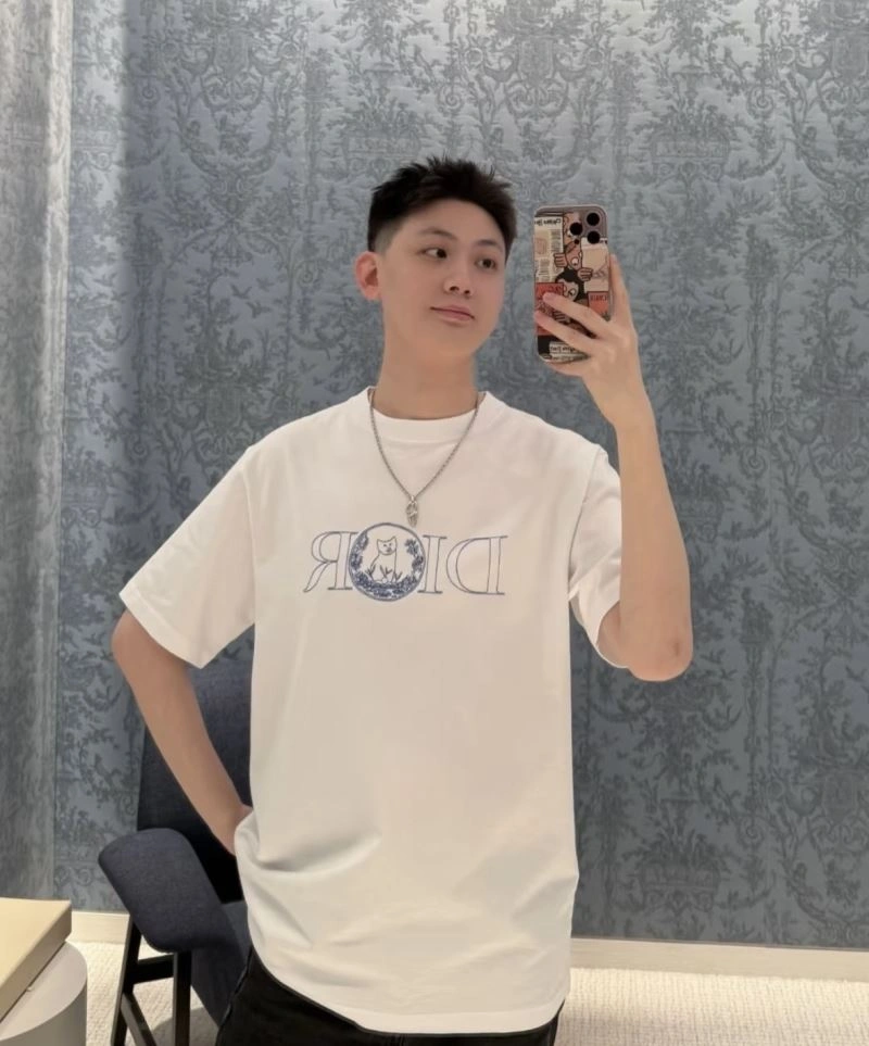 Affordable Christian Dior T-Shirts 117380