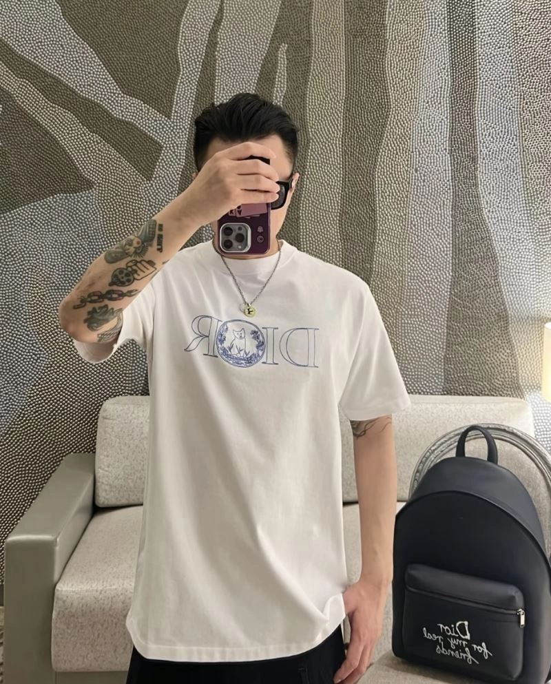 Affordable Christian Dior T-Shirts 117380