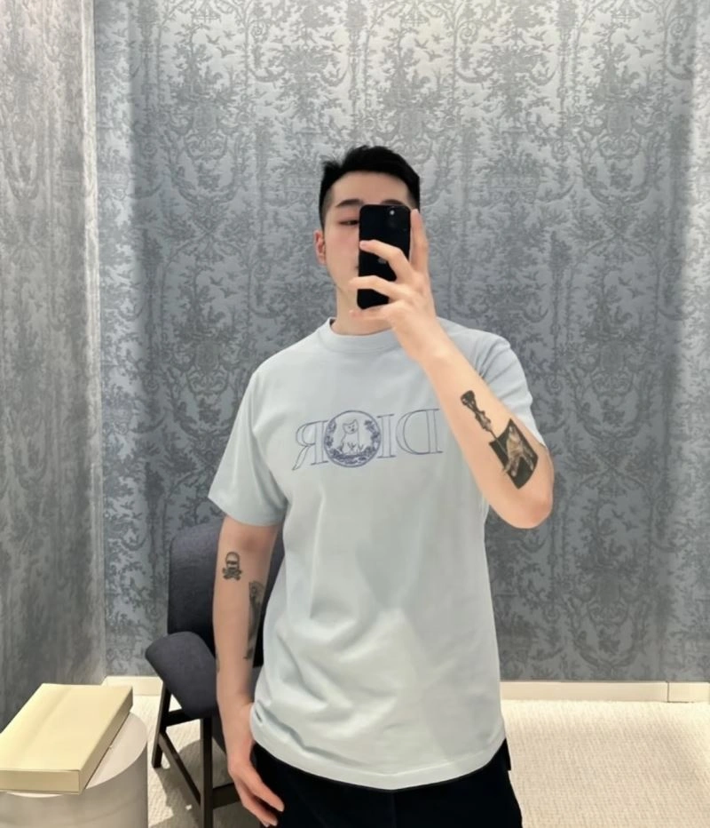 Affordable Christian Dior T-Shirts 117380