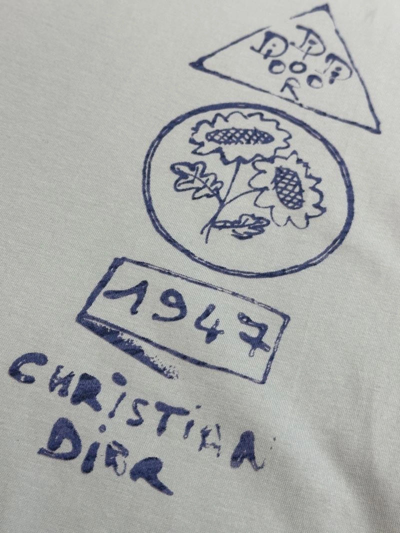 Durable Christian Dior T-Shirts 117375
