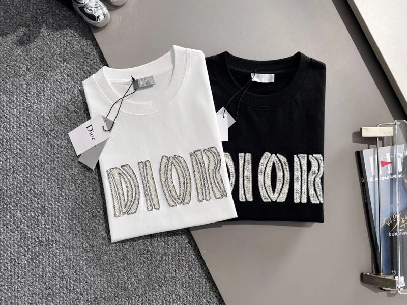 Christian Dior T-Shirts Stylish 117366