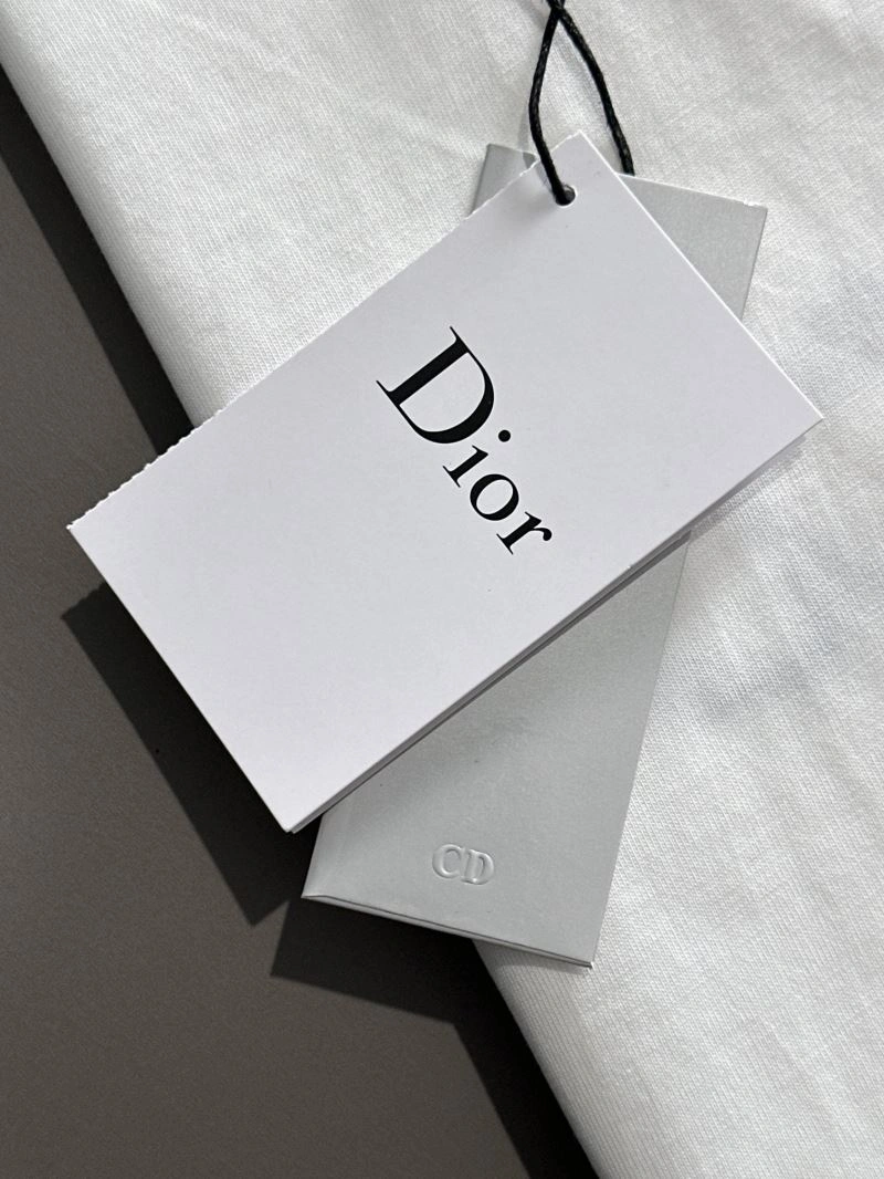 HighPerformance Christian Dior T-Shirts 117362