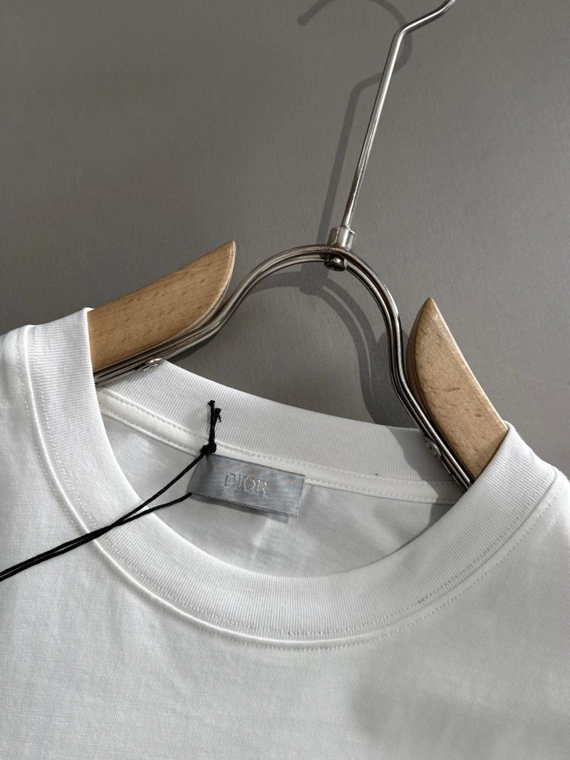 Christian Dior T-Shirts TimelessDesign 117351