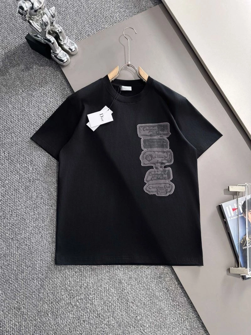 Seasonal Christian Dior T-Shirts 117350