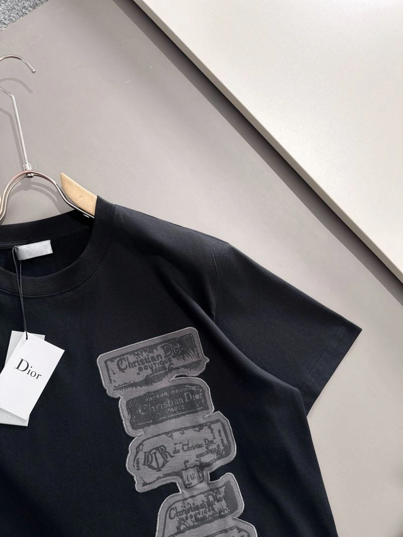 Seasonal Christian Dior T-Shirts 117350