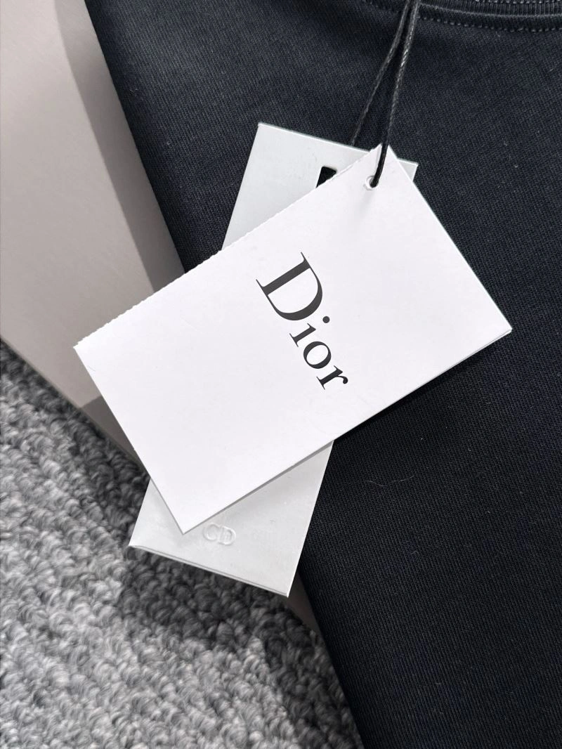 Seasonal Christian Dior T-Shirts 117350