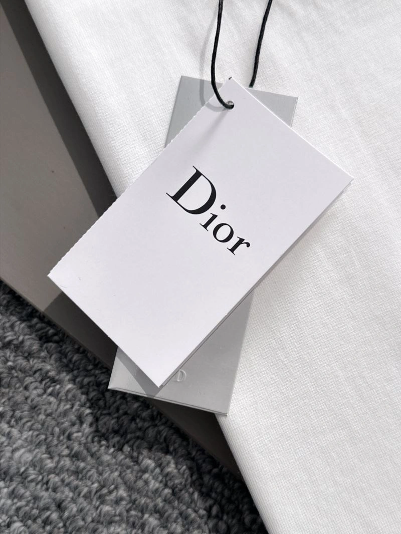 Christian Dior T-Shirts Comfortable 117349