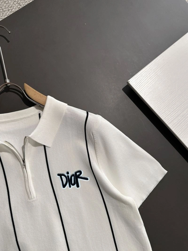 Resilient Christian Dior T-Shirts 117331