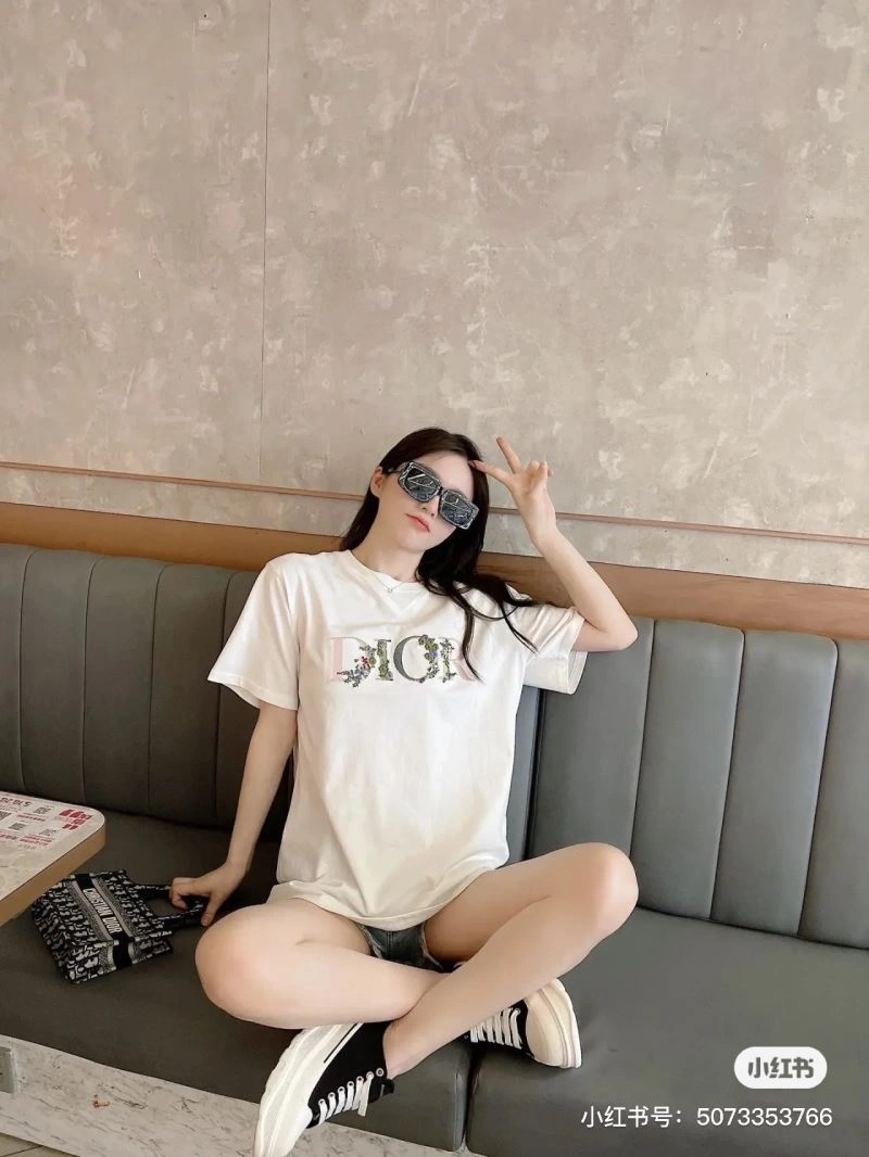 Christian Dior T-Shirts Attractive 117336