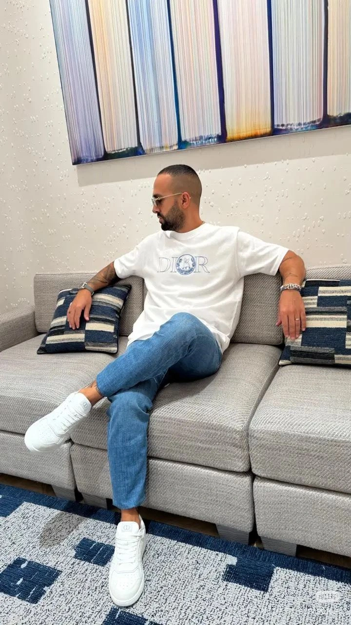 Vibrant Christian Dior T-Shirts 117291
