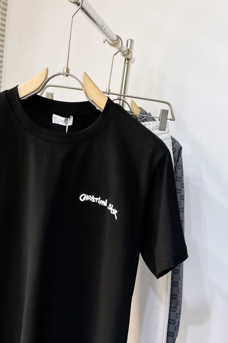 Christian Dior T-Shirts WellDesigned 117689