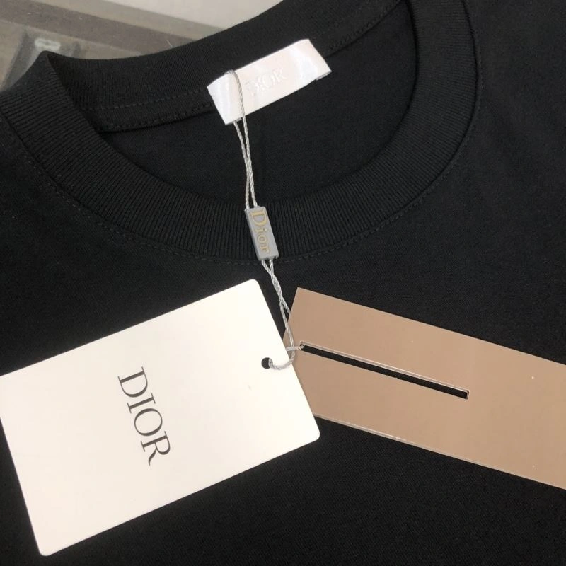 Christian Dior T-Shirts WellDesigned 117613