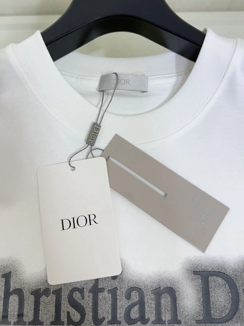 Neat Christian Dior T-Shirts 117120