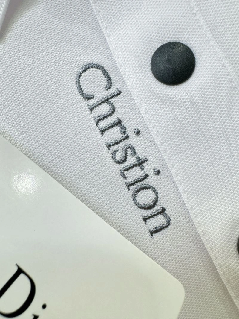 Christian Dior T-Shirts Stylish 117090