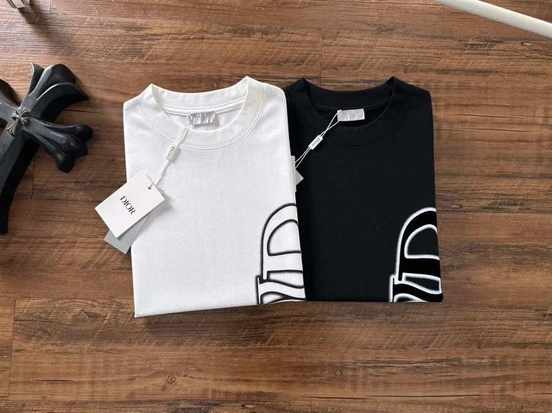 Functional Christian Dior T-Shirts 117075