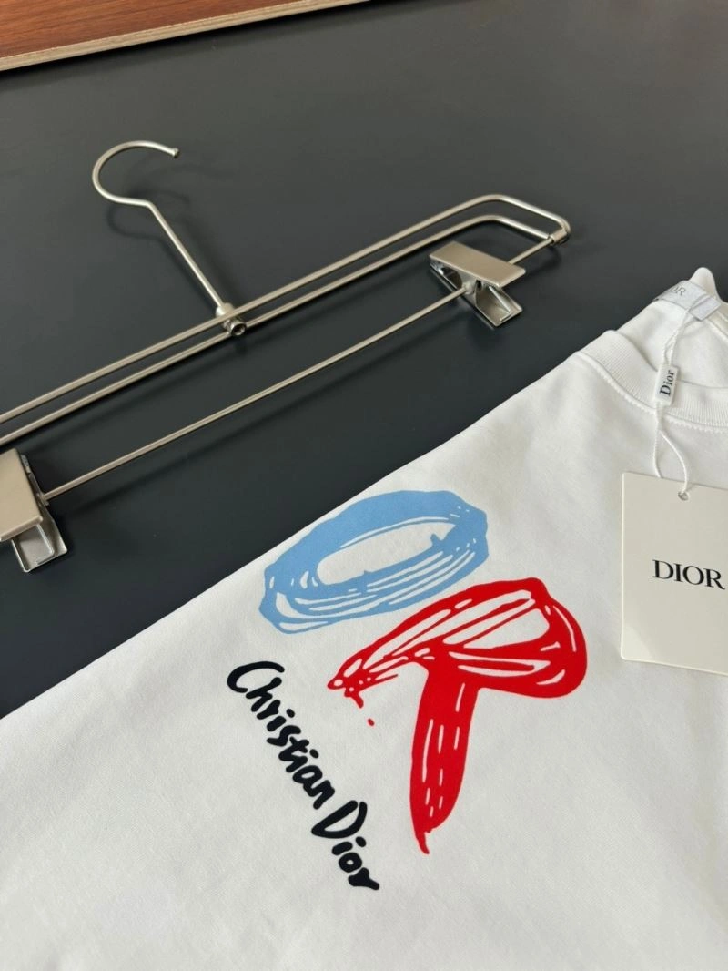 Stylish Christian Dior T-Shirts 117070