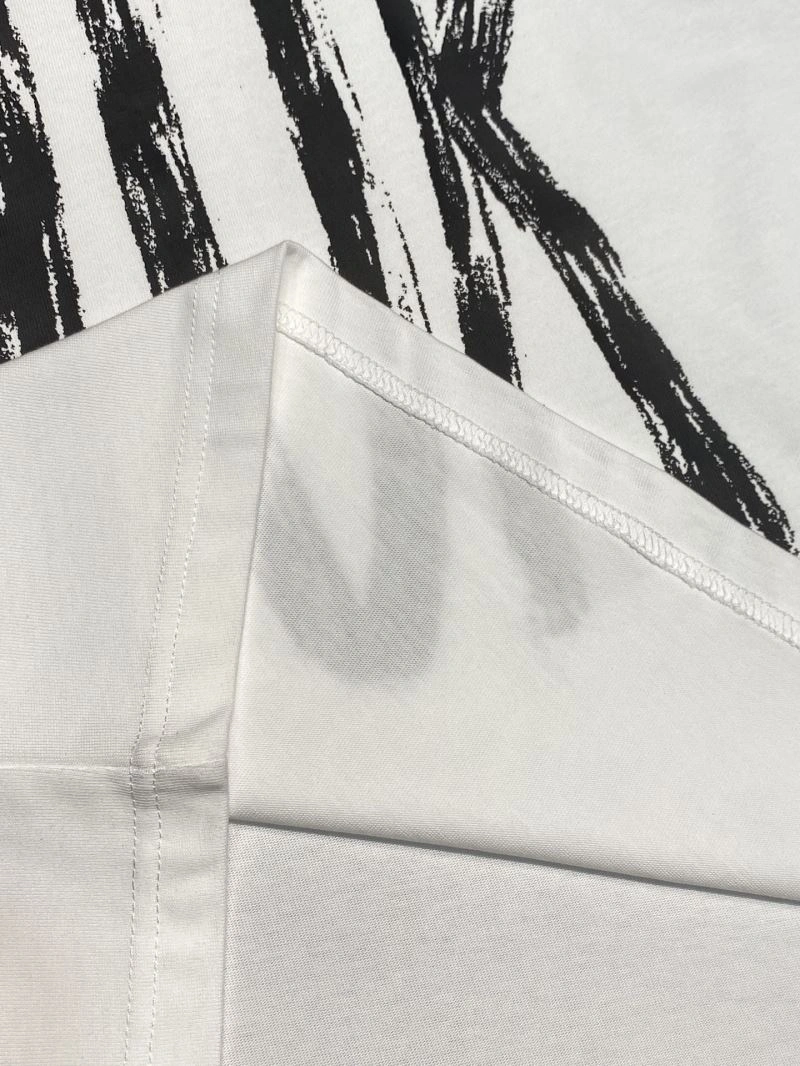 Durable Christian Dior T-Shirts 117050