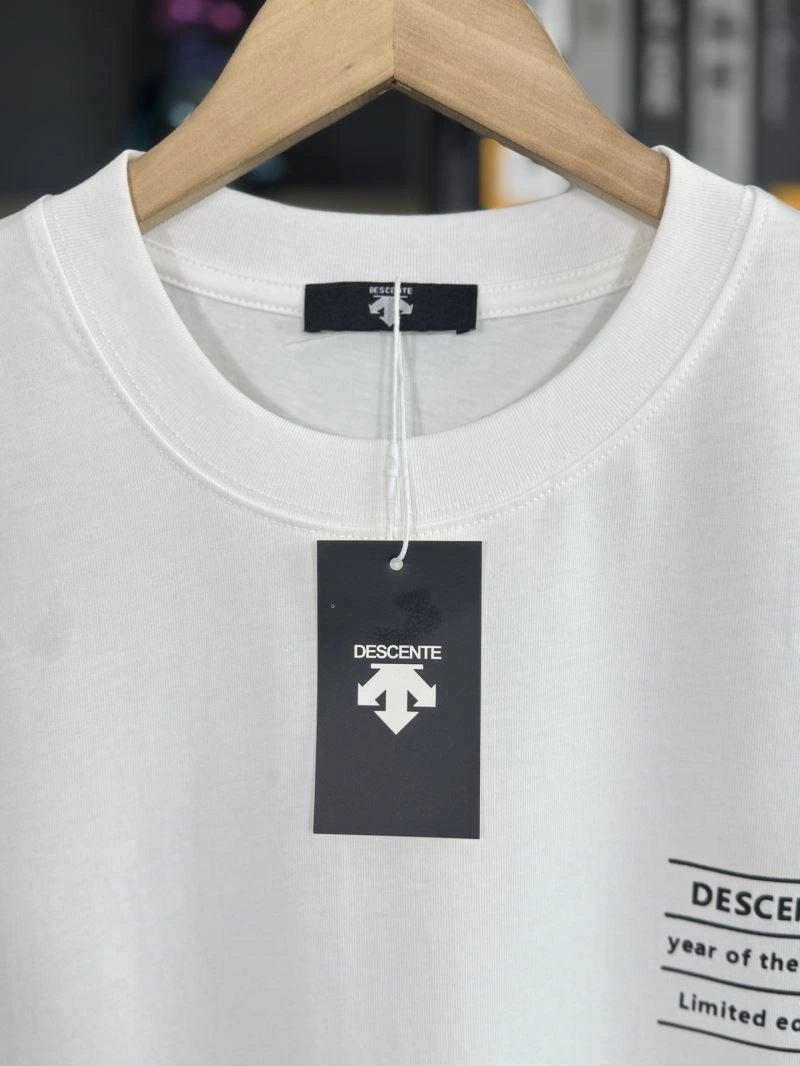 Unisex Christian Dior T-Shirts 117044