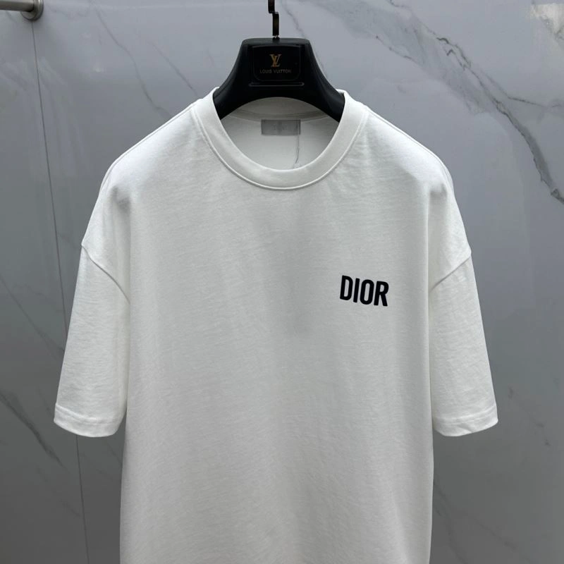 Minimalist Christian Dior T-Shirts 117021