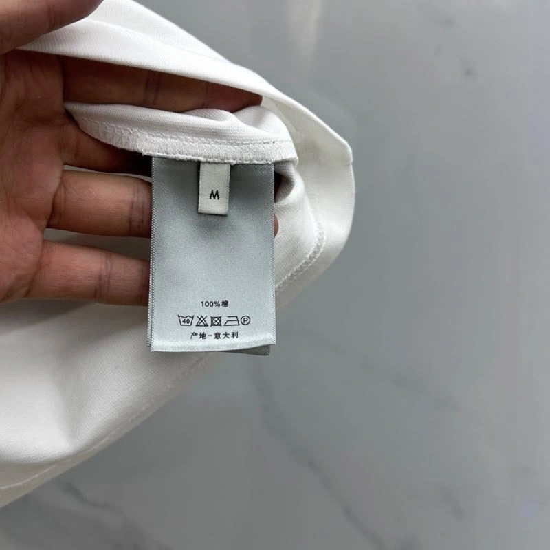 Minimalist Christian Dior T-Shirts 117021