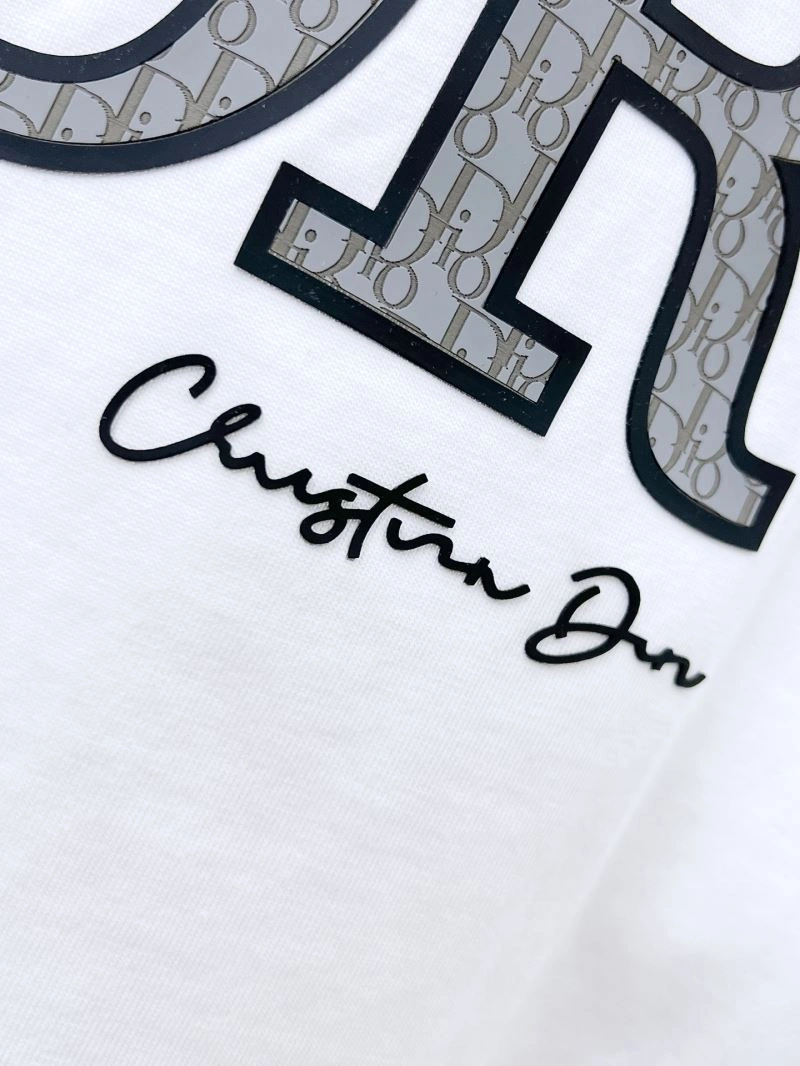 Stylish Christian Dior T-Shirts 116835