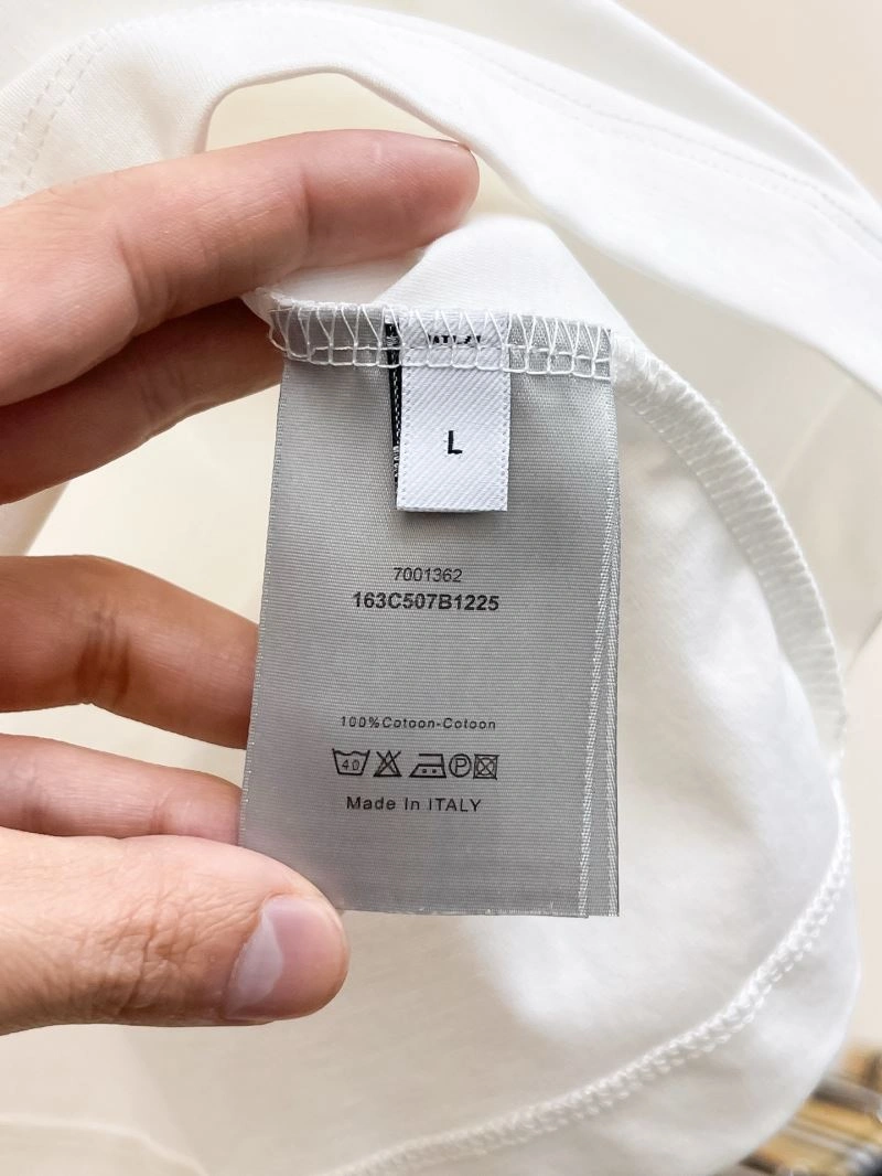 Resilient Christian Dior T-Shirts 116826