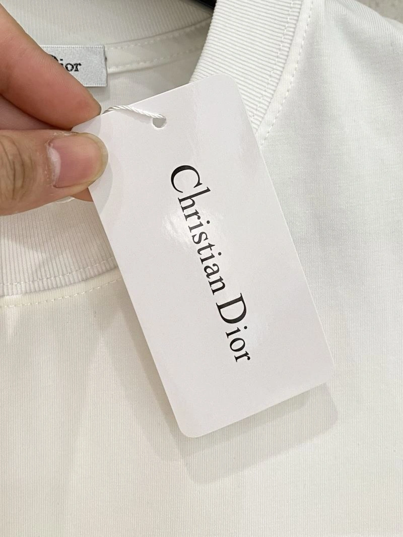 Sustainable Christian Dior T-Shirts 116805