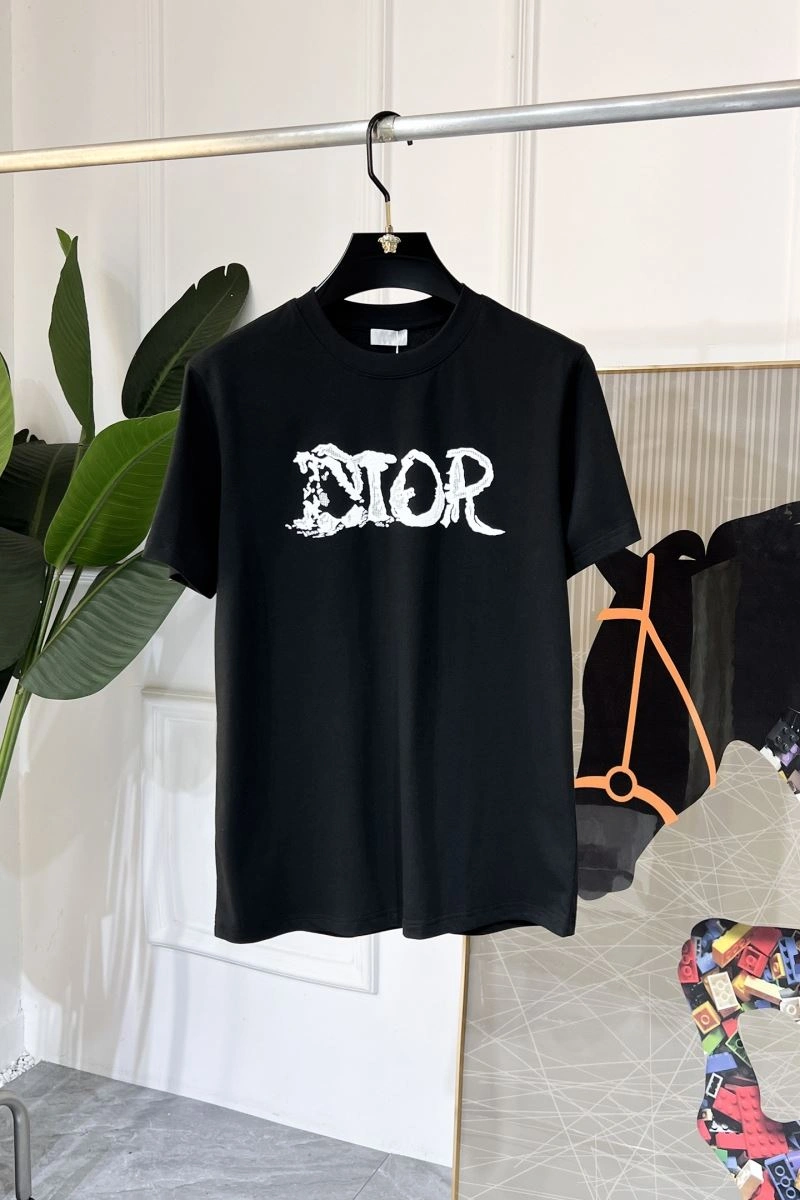 Stylish Christian Dior T-Shirts 116801