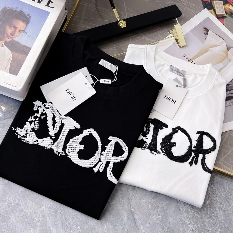 Stylish Christian Dior T-Shirts 116801