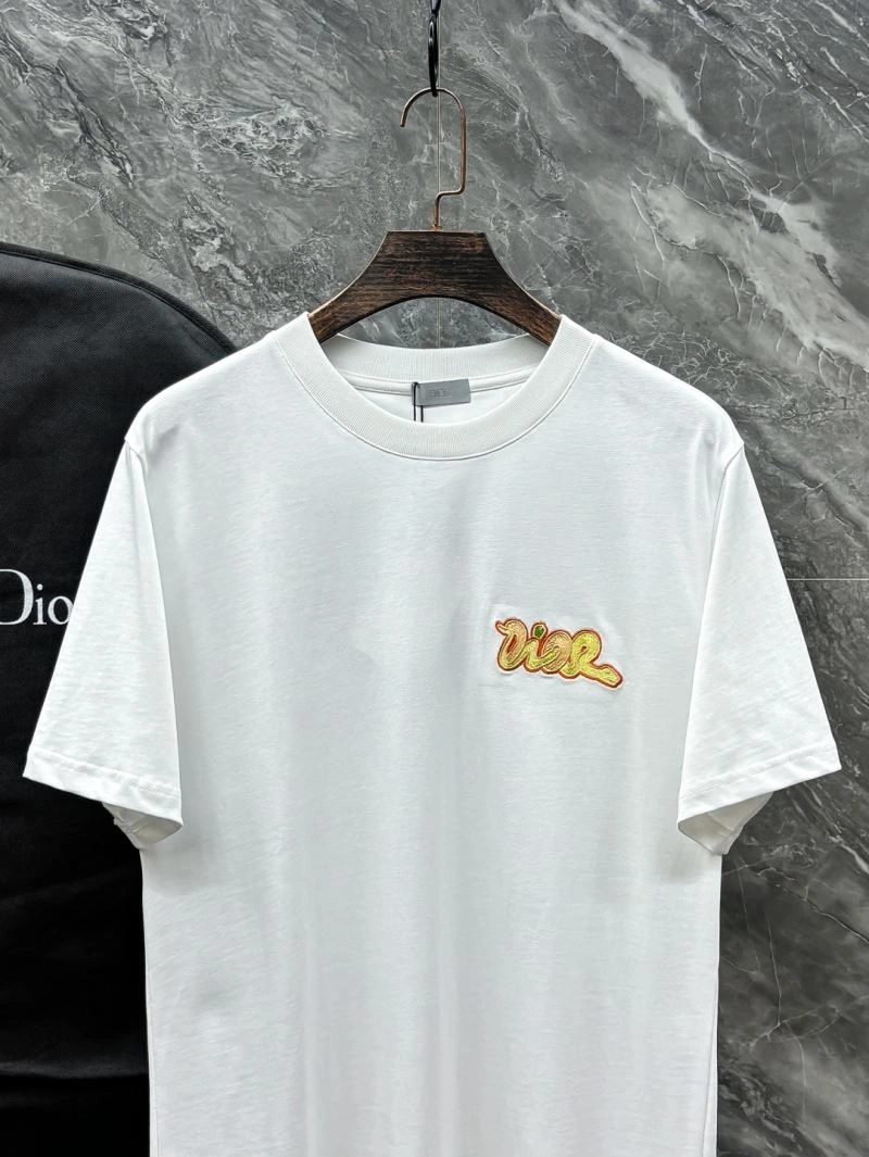 Cozy Christian Dior T-Shirts 116798