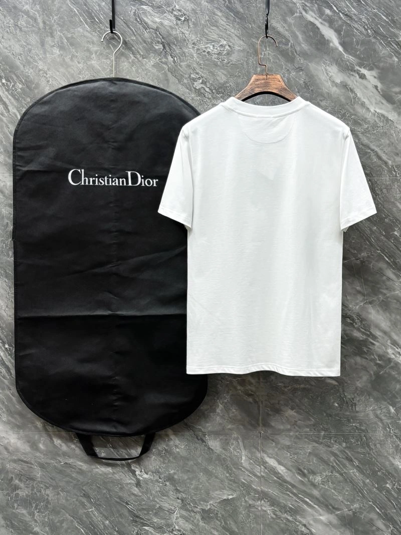Versatile Christian Dior T-Shirts 116796