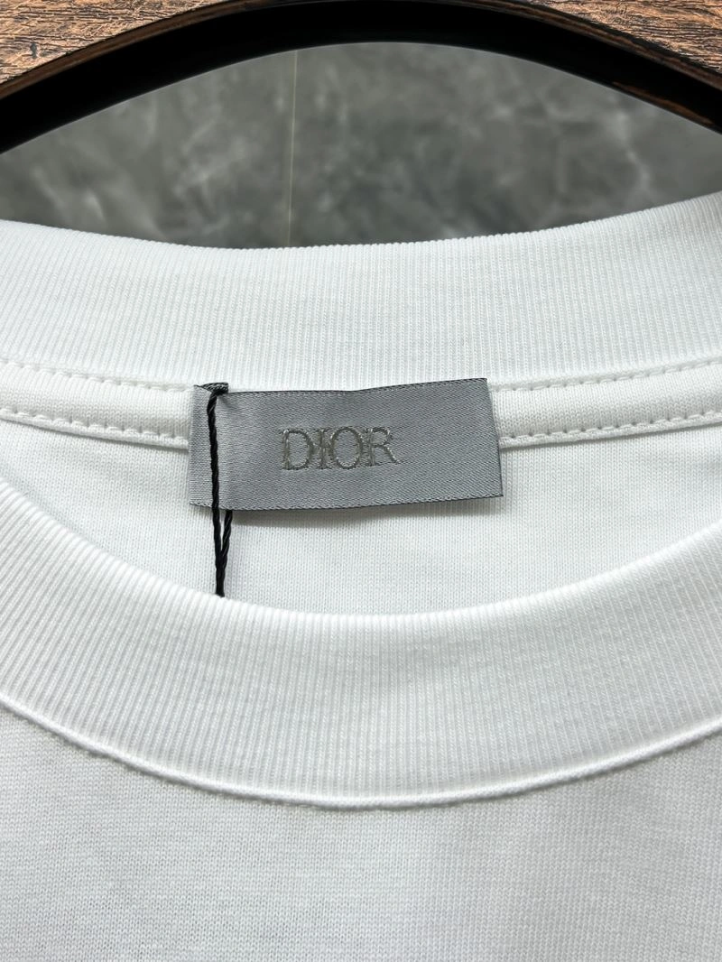 Versatile Christian Dior T-Shirts 116796