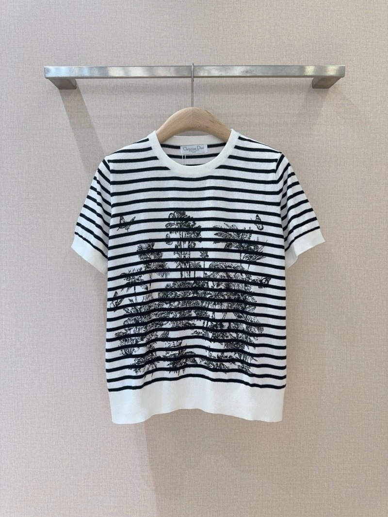 Youthful Christian Dior T-Shirts 112782