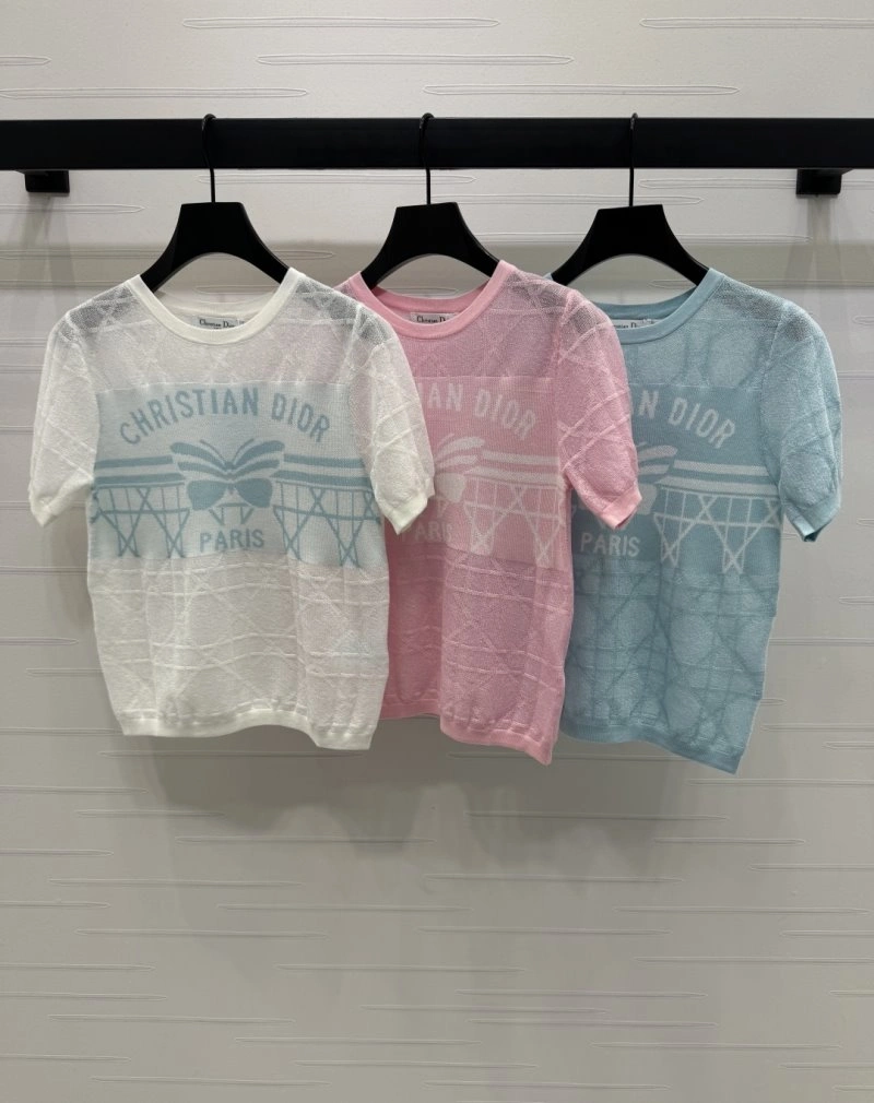 Bold Christian Dior T-Shirts 112753