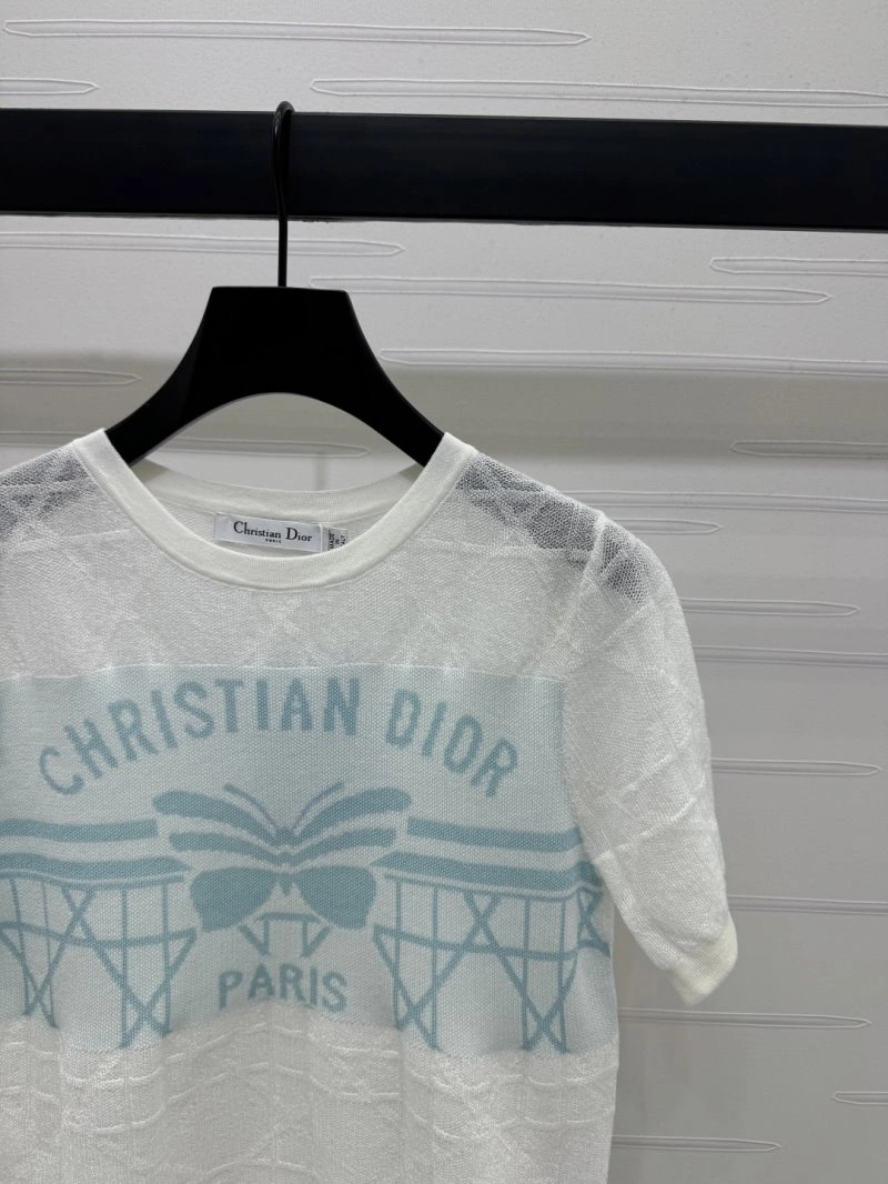 Bold Christian Dior T-Shirts 112753