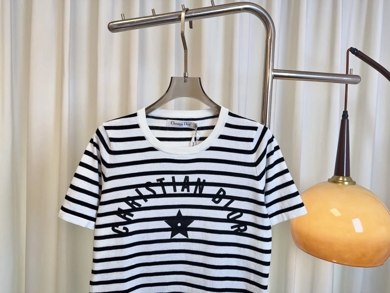 Supportive Christian Dior T-Shirts 112711