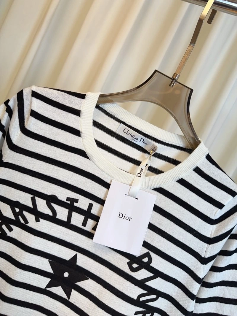 Supportive Christian Dior T-Shirts 112711