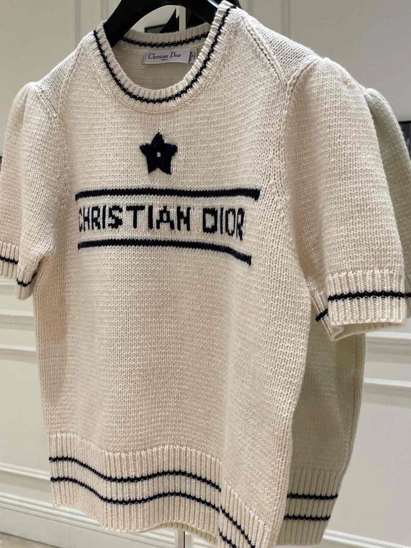 Stylish Christian Dior T-Shirts 112708