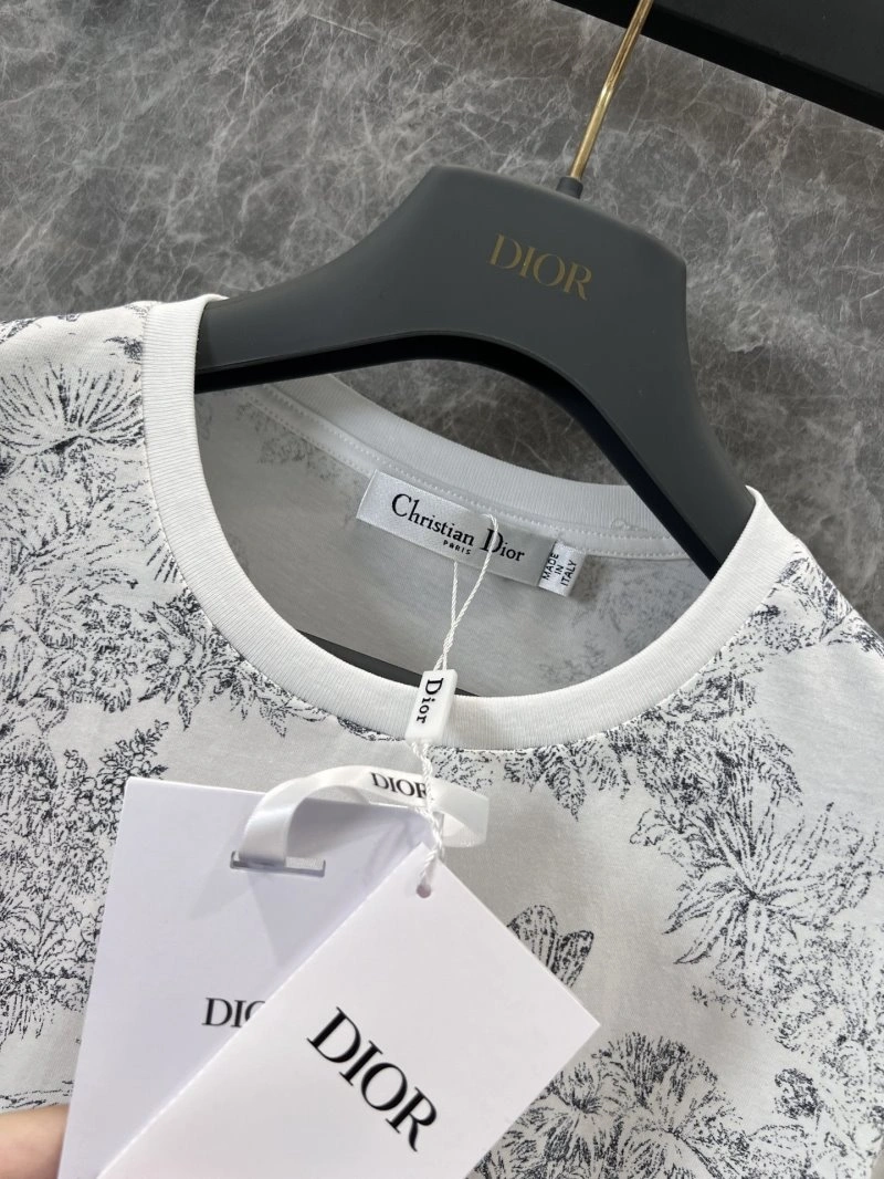 Christian Dior T-Shirts Practical 112666