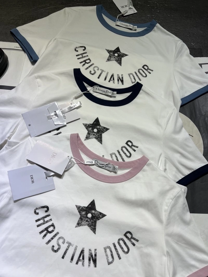 Christian Dior T-Shirts Trendsetting 112674
