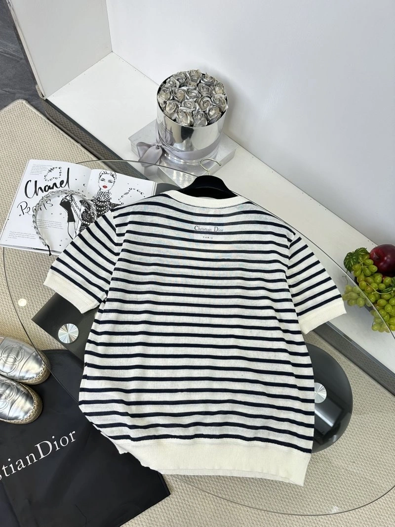 Christian Dior T-Shirts Versatile 112679
