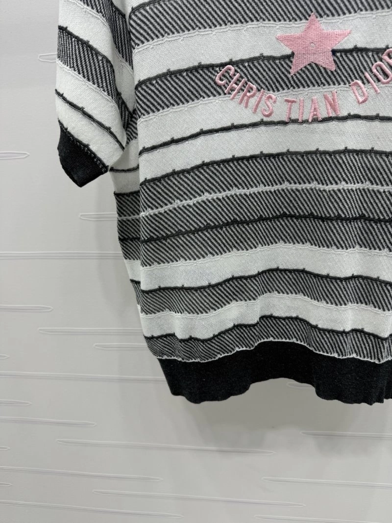 Compact Christian Dior T-Shirts 112689