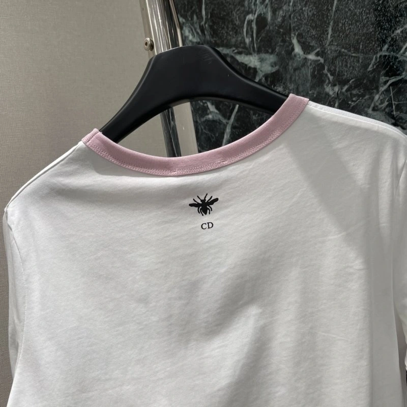 Effortless Christian Dior T-Shirts 112690