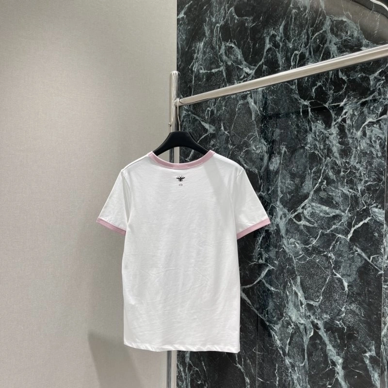 Effortless Christian Dior T-Shirts 112690
