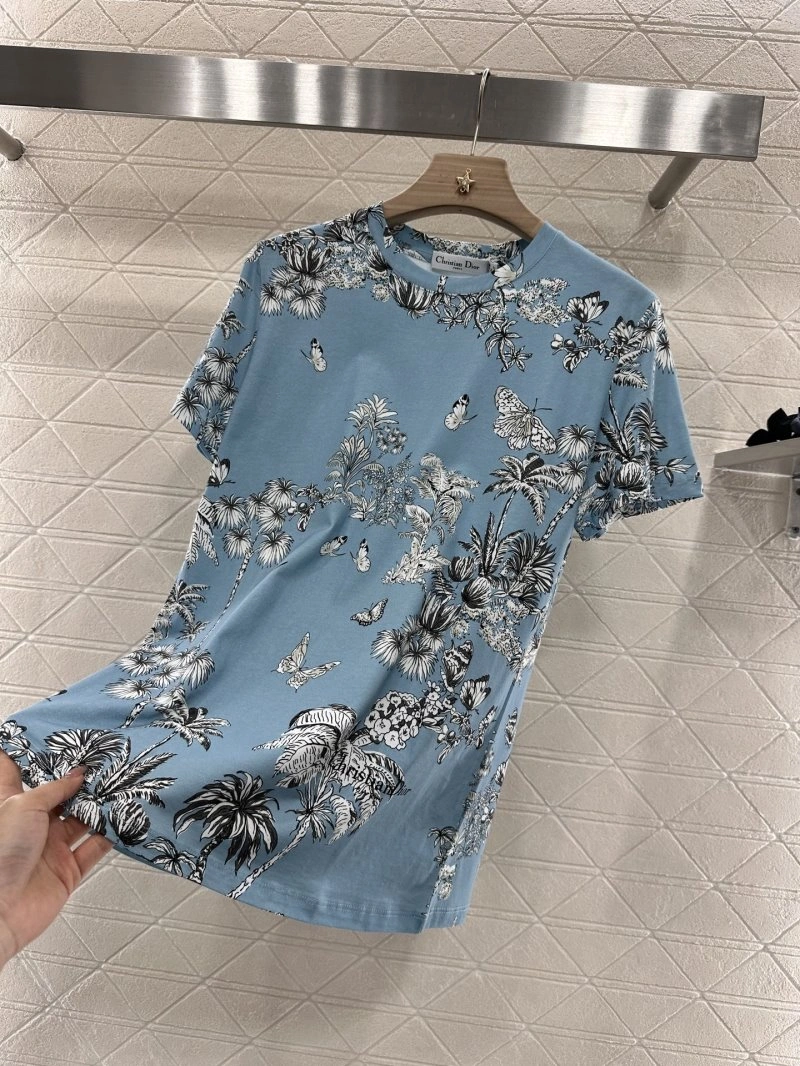 Vibrant Christian Dior T-Shirts 112662
