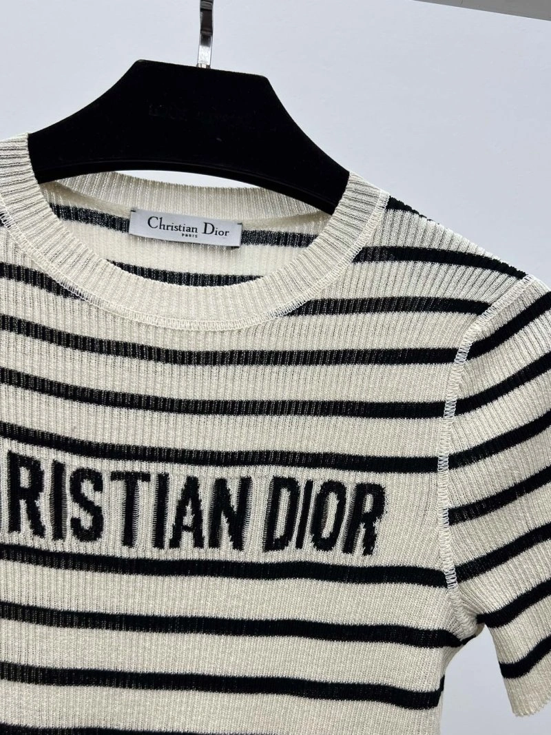 Christian Dior T-Shirts Versatile 112660