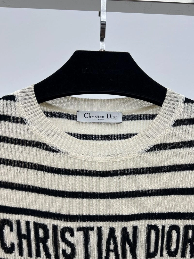 Christian Dior T-Shirts Versatile 112660