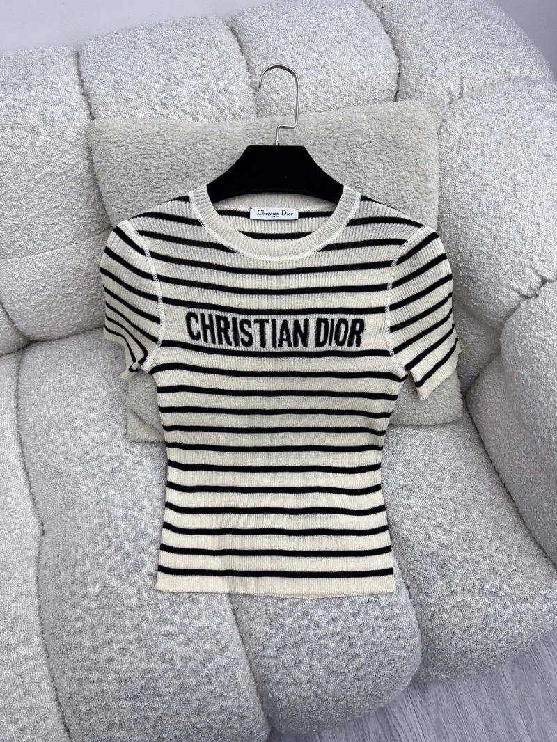 Christian Dior T-Shirts Versatile 112660